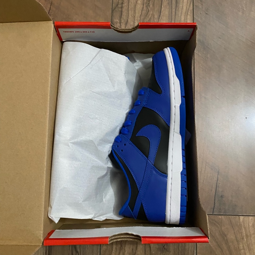 Nike Dunk Low ‘Cobalt’
Size 7Y or 8.5 W
